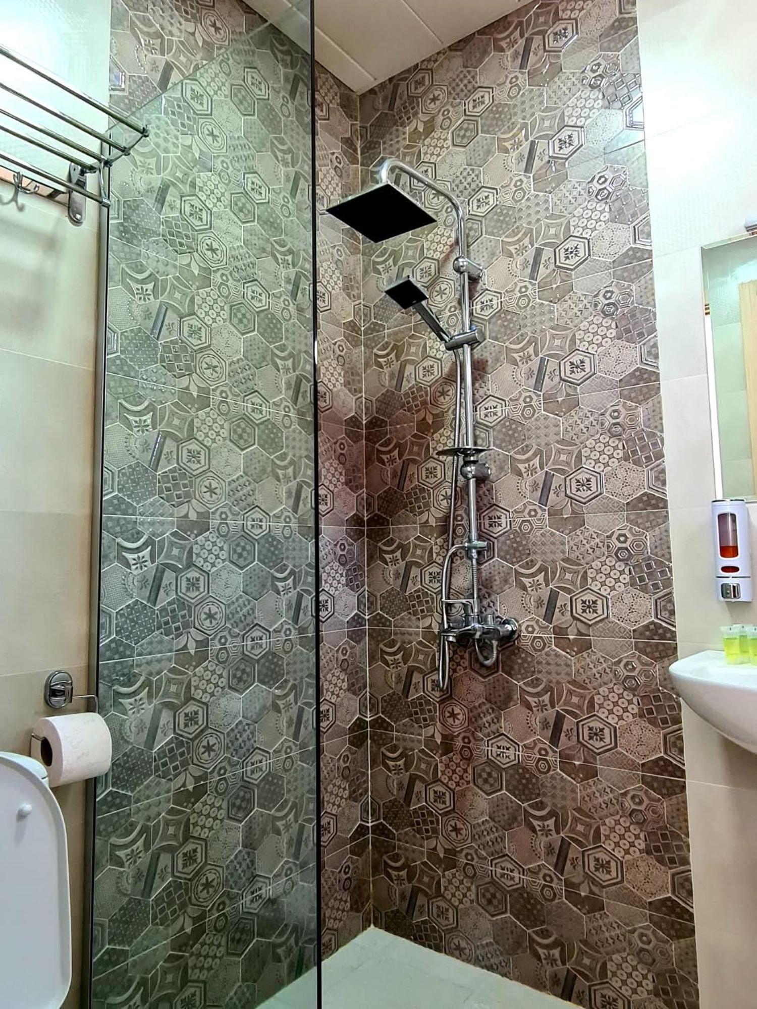 Baqari Inn Kazbegi Habitación foto