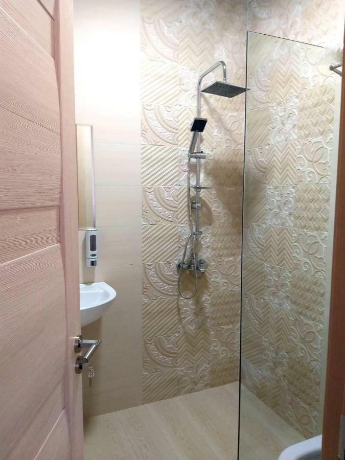 Baqari Inn Kazbegi Exterior foto
