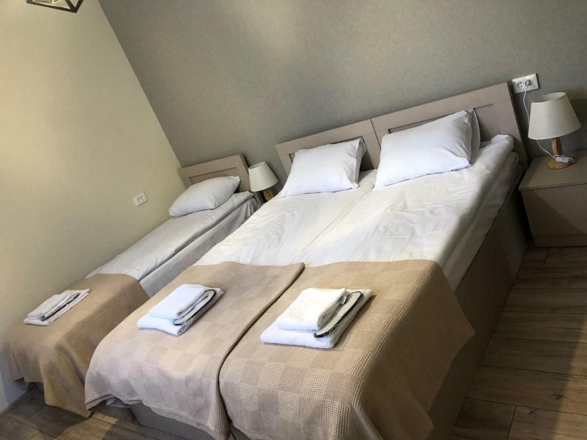 Baqari Inn Kazbegi Habitación foto